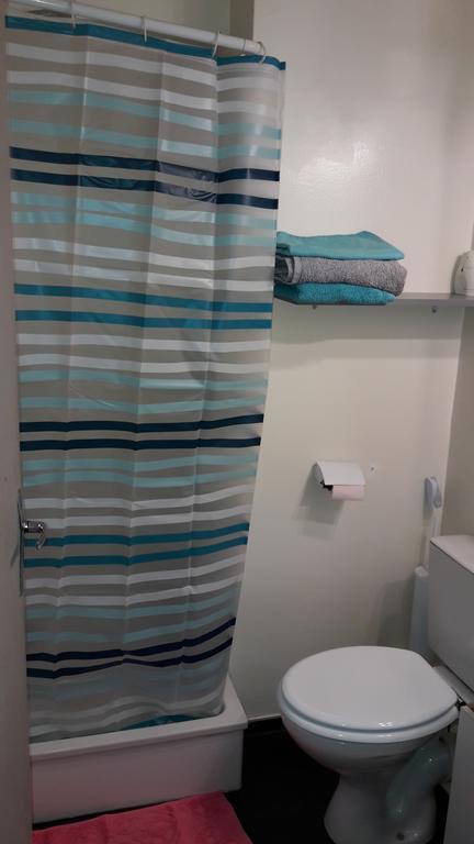Studio Au Calme Apartment Deville-les-Rouen Екстериор снимка